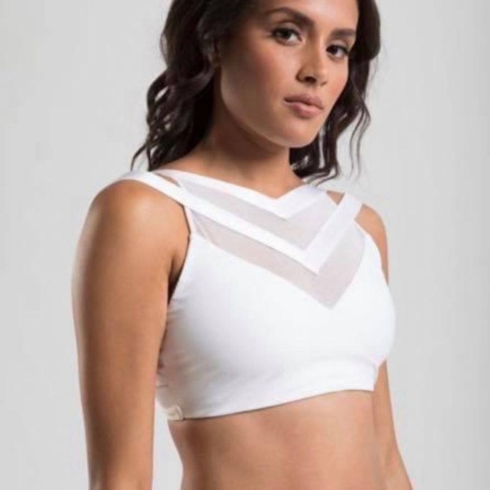 Amari Blush Sports Bra (athleisure wear)
